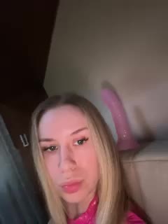 ari_ Adult Chat April 19, 2026