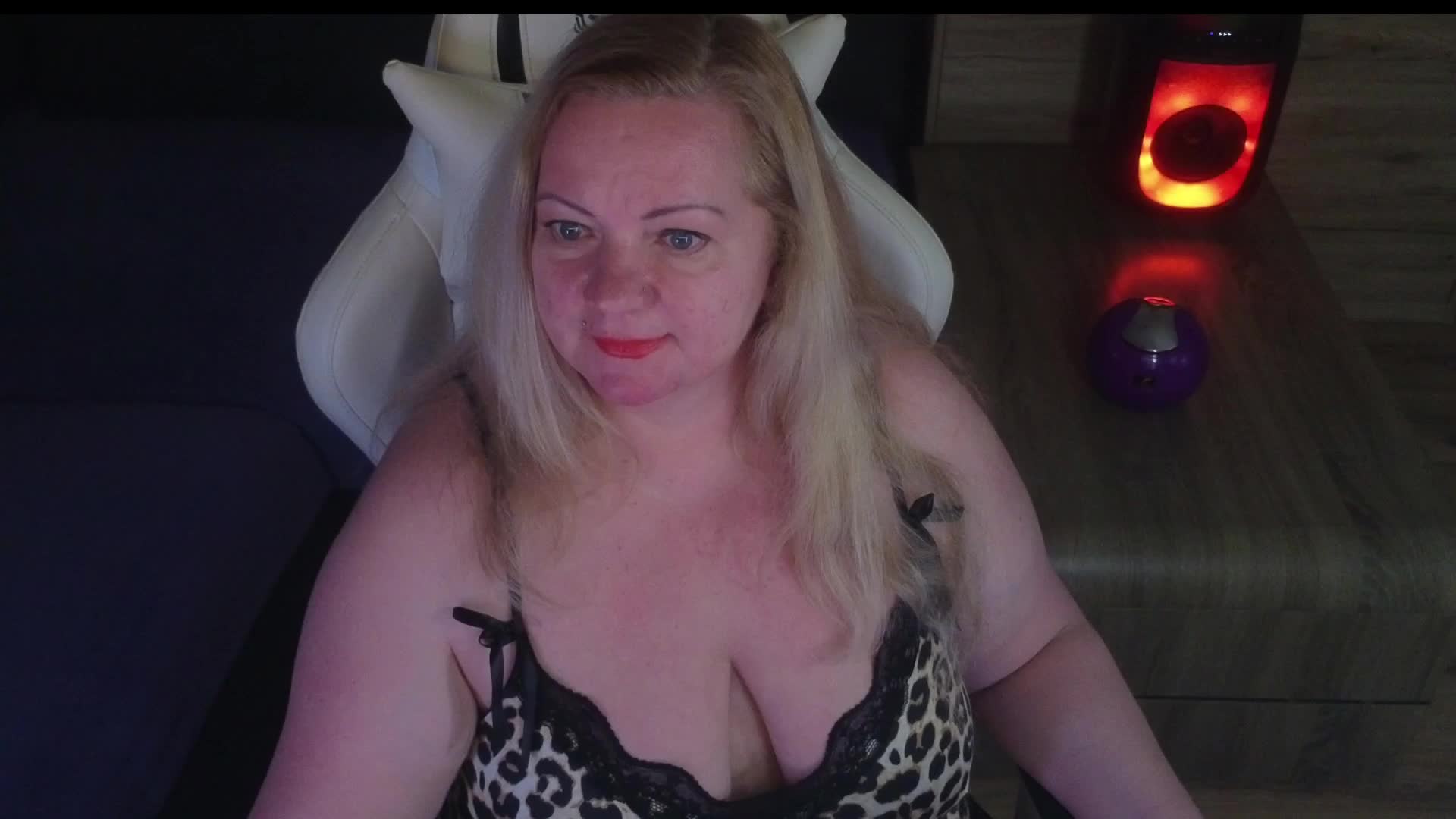 Molligspielle Adult Chat April 18, 2026