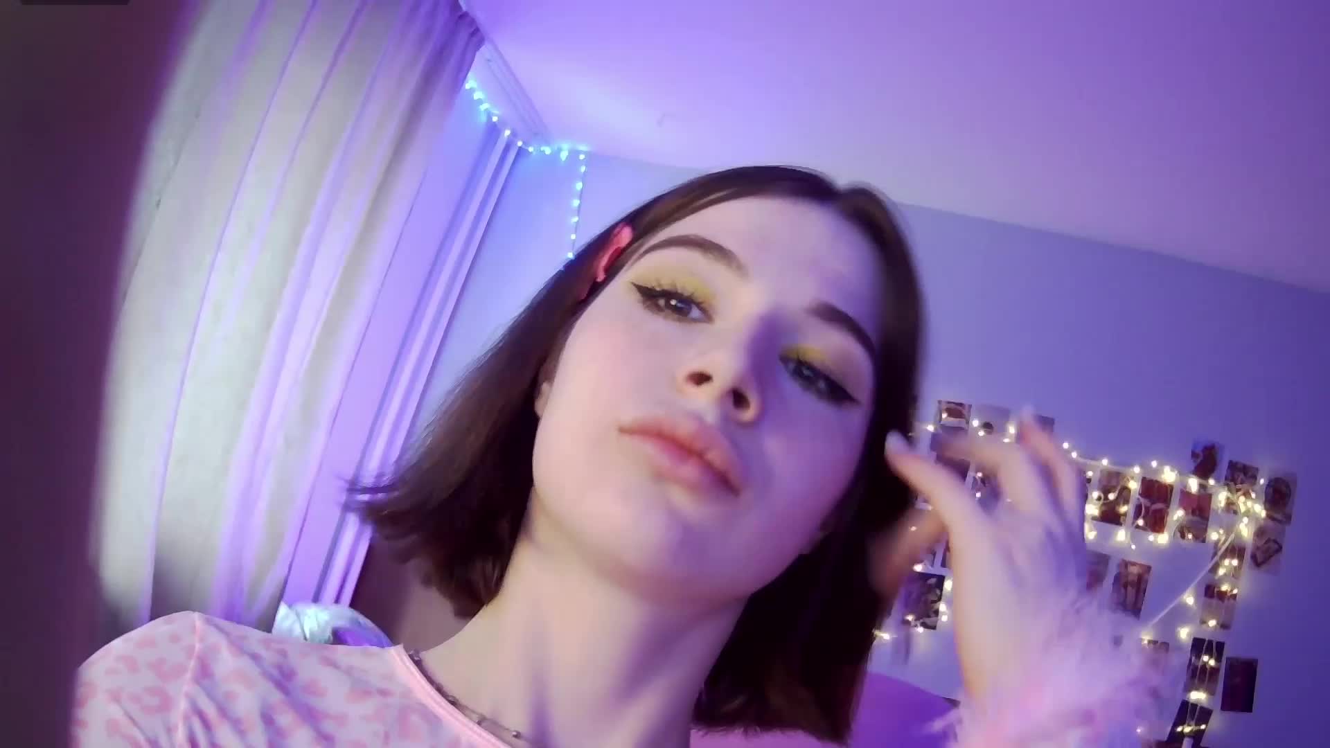 MissisWorld Adult Chat April 19, 2026