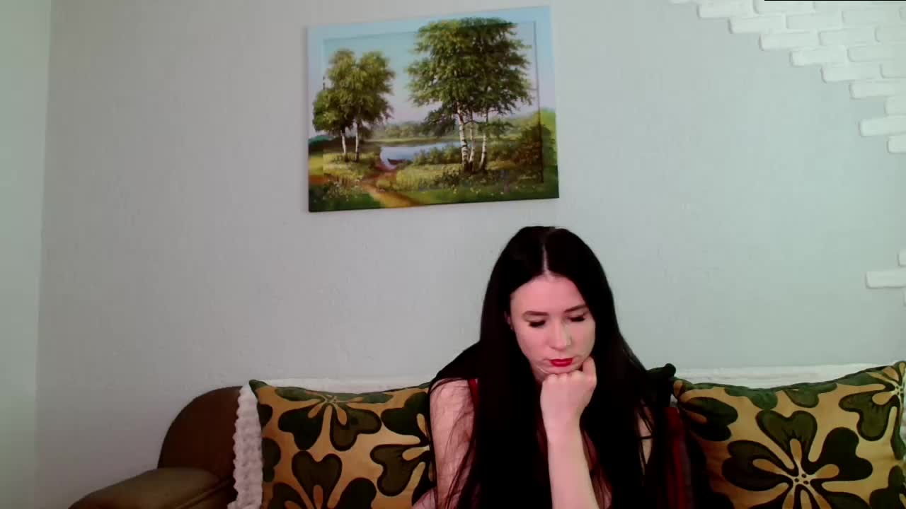 MilfLunna Adult Chat April 19, 2026