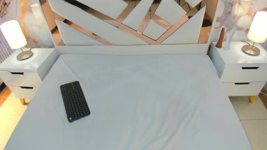 scarlett_hard_as Adult Chat April 19, 2026