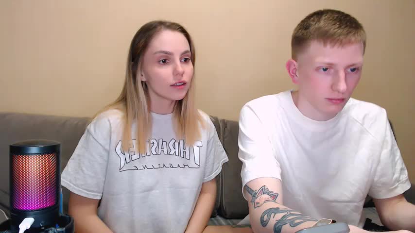 juliaanddima Adult Chat April 19, 2026