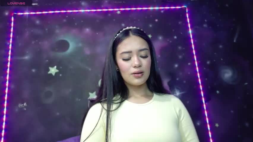 valentinarojass__2026-04-18_17-56-38_941 Adult Chat April 19, 2026