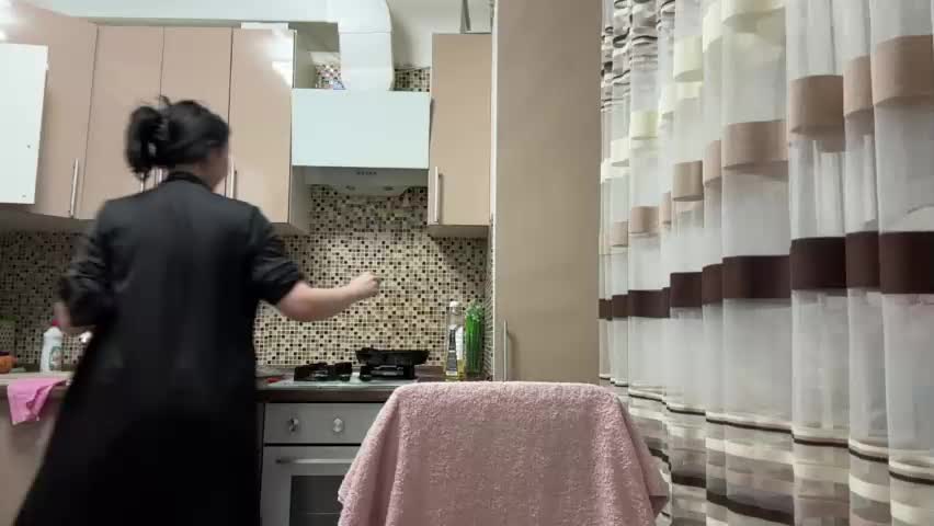 ameliya_kim Adult Chat April 19, 2026