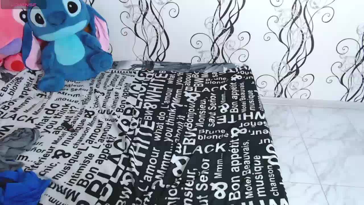 RoyAngela Adult Chat April 19, 2026