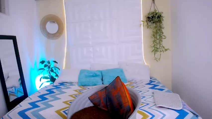 katty_mcry Adult Chat April 19, 2026