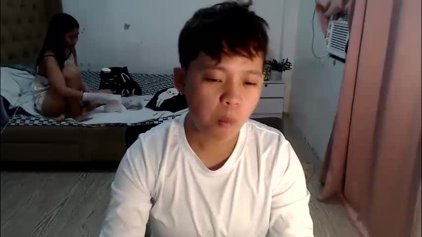 urbbgurl_lynxx Adult Chat April 19, 2026