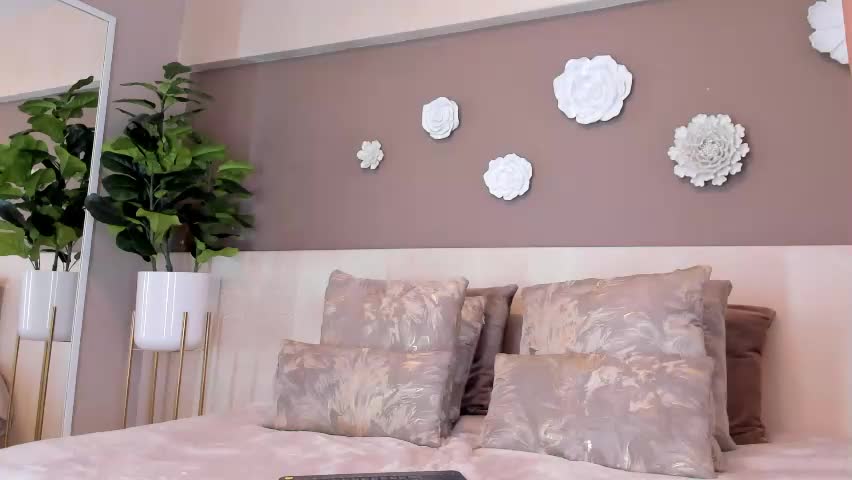 irisreid Adult Chat April 19, 2026