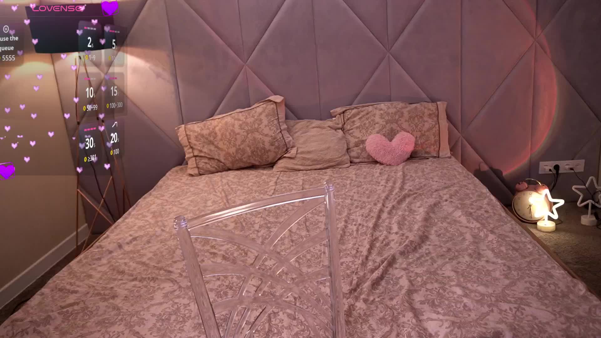 DiamondGoldie Adult Chat April 19, 2026