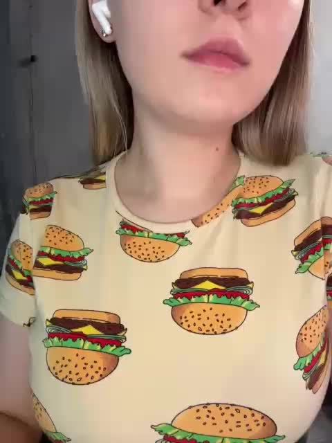 AlinaRay Adult Chat April 19, 2026