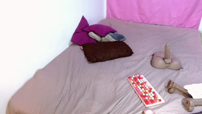 chanel08_ Adult Chat April 19, 2026