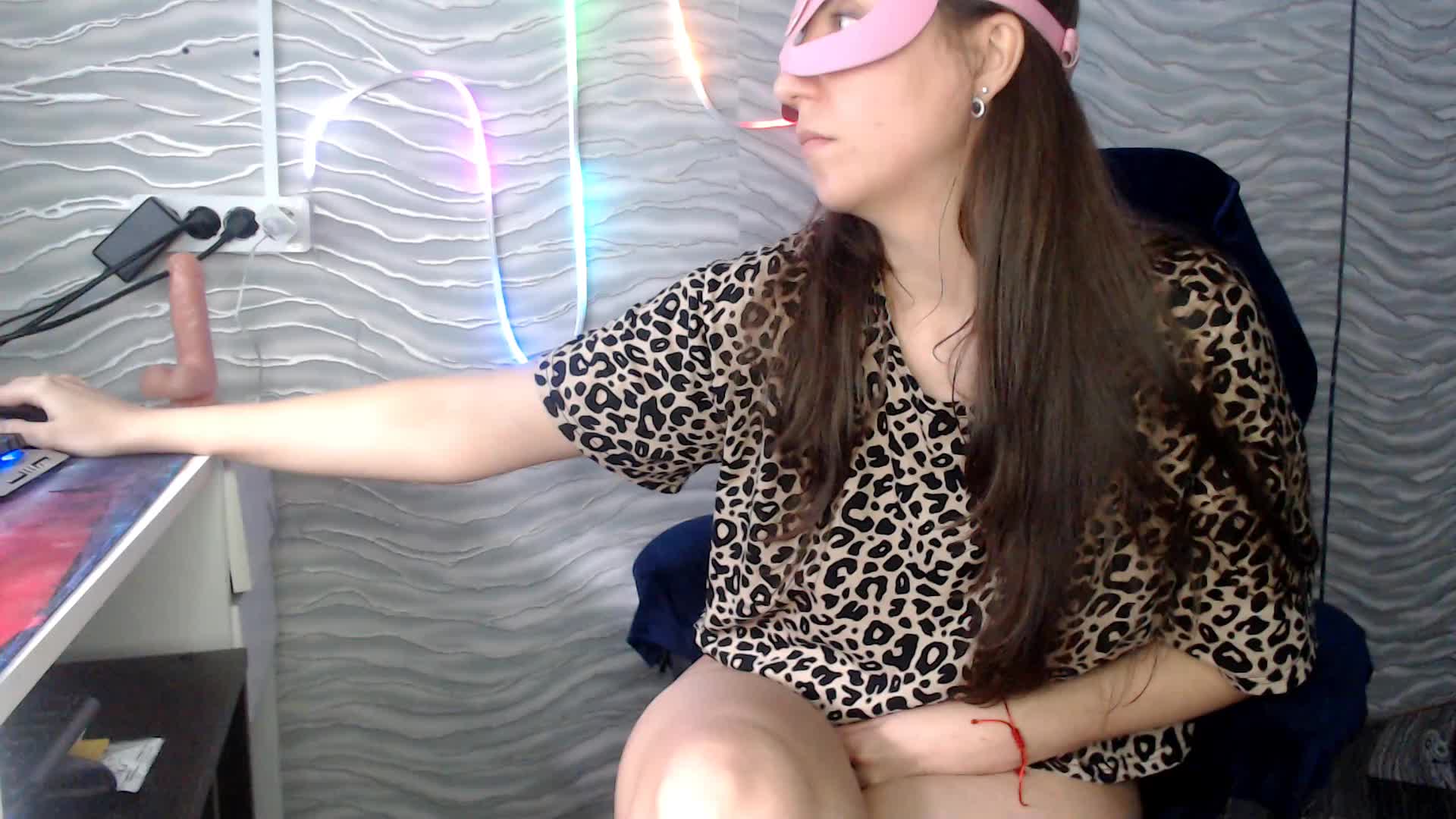 sexychery26a Adult Chat April 19, 2026