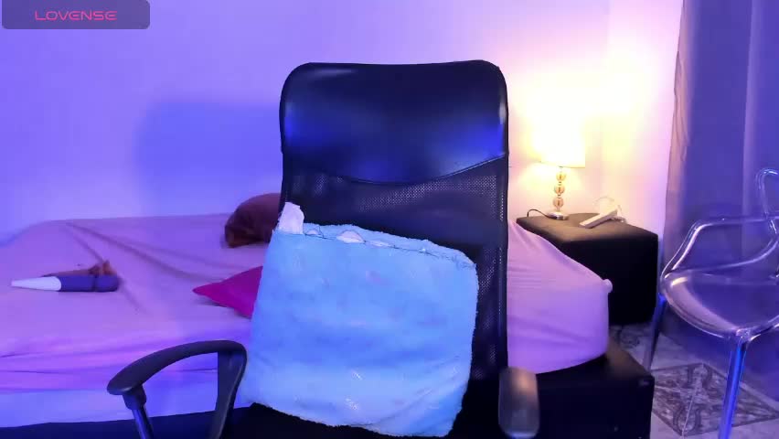 ebony__queen2 Adult Chat April 19, 2026