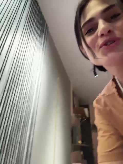 Vanessa-Tenderness Adult Chat April 19, 2026