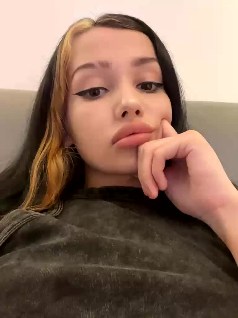 camillaa Adult Chat April 20, 2026