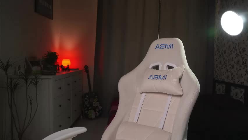 roxannabrik Adult Chat April 20, 2026