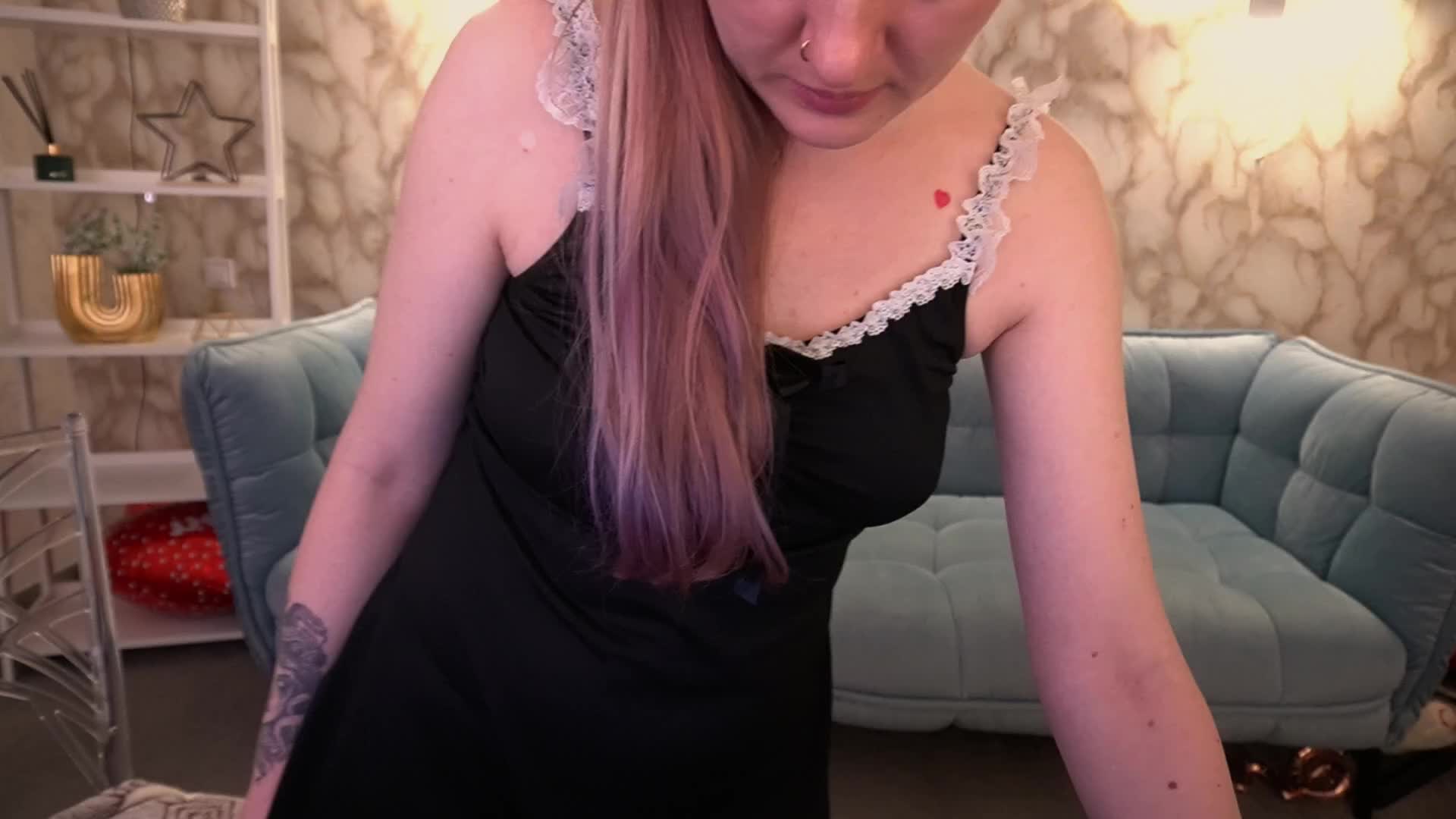 DramaQuenns Adult Chat April 20, 2026