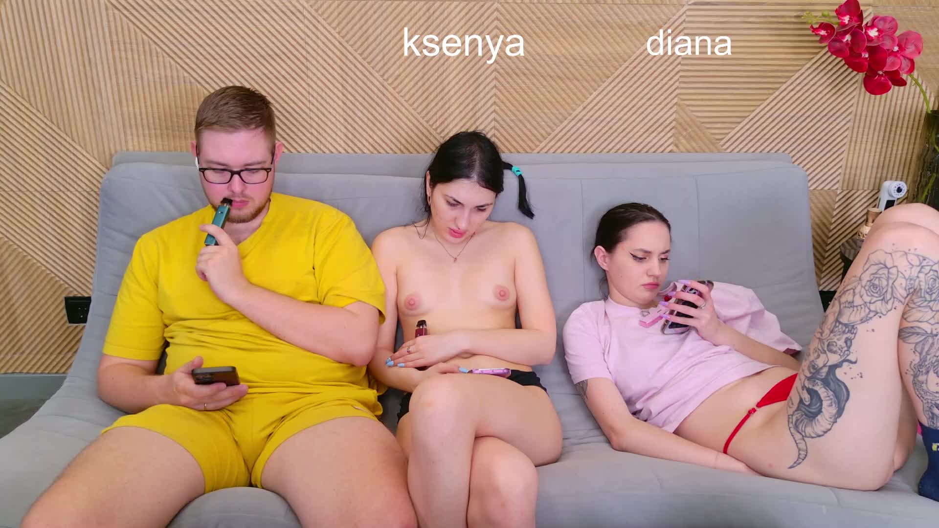WebcamSlut Adult Chat April 20, 2026