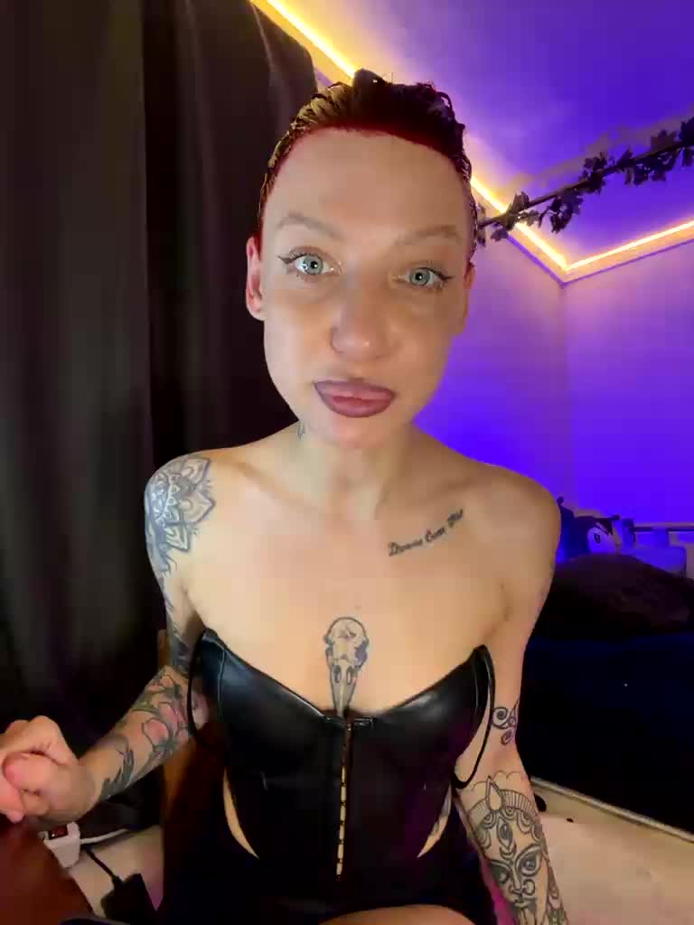 Alina666Mistress Adult Chat April 20, 2026