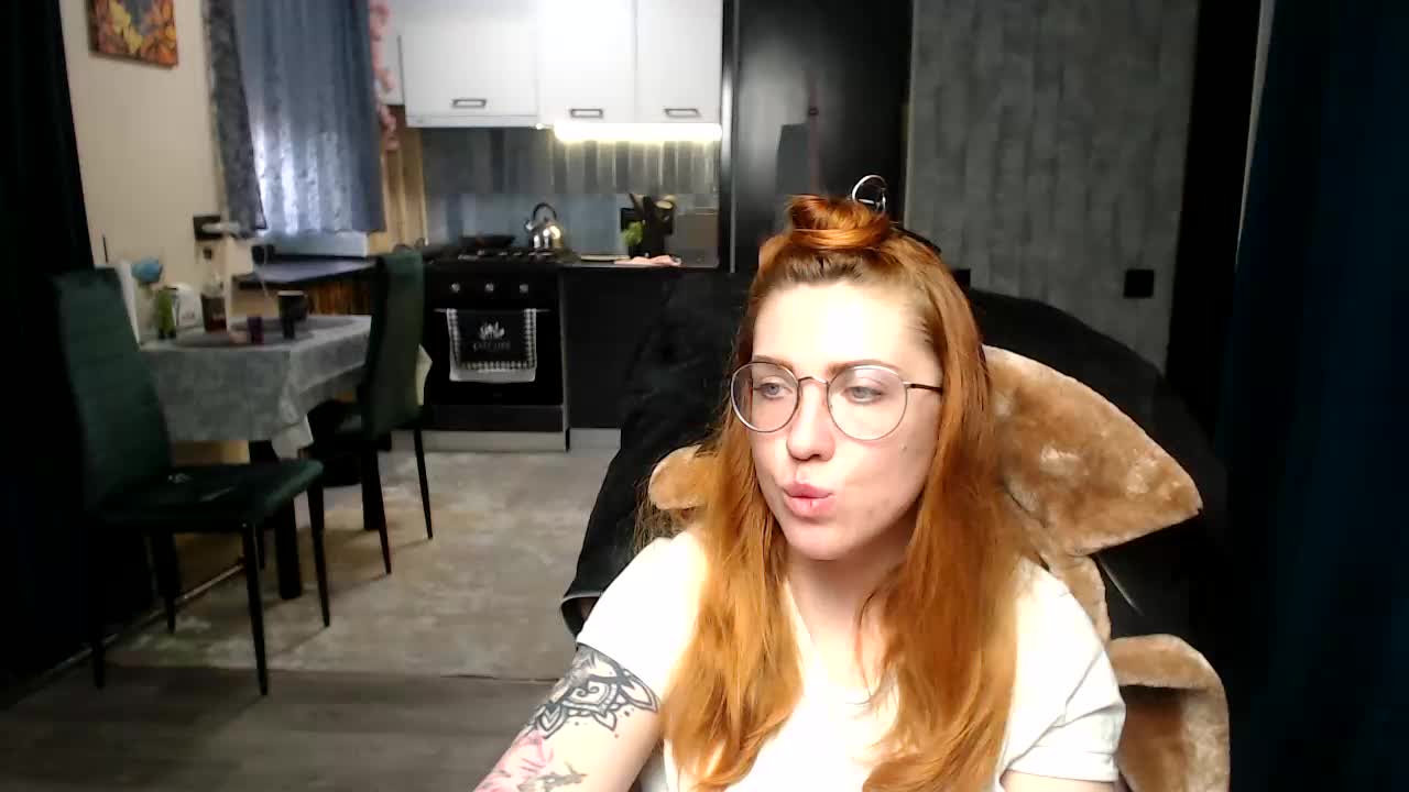 Regimasmile Adult Chat April 20, 2026