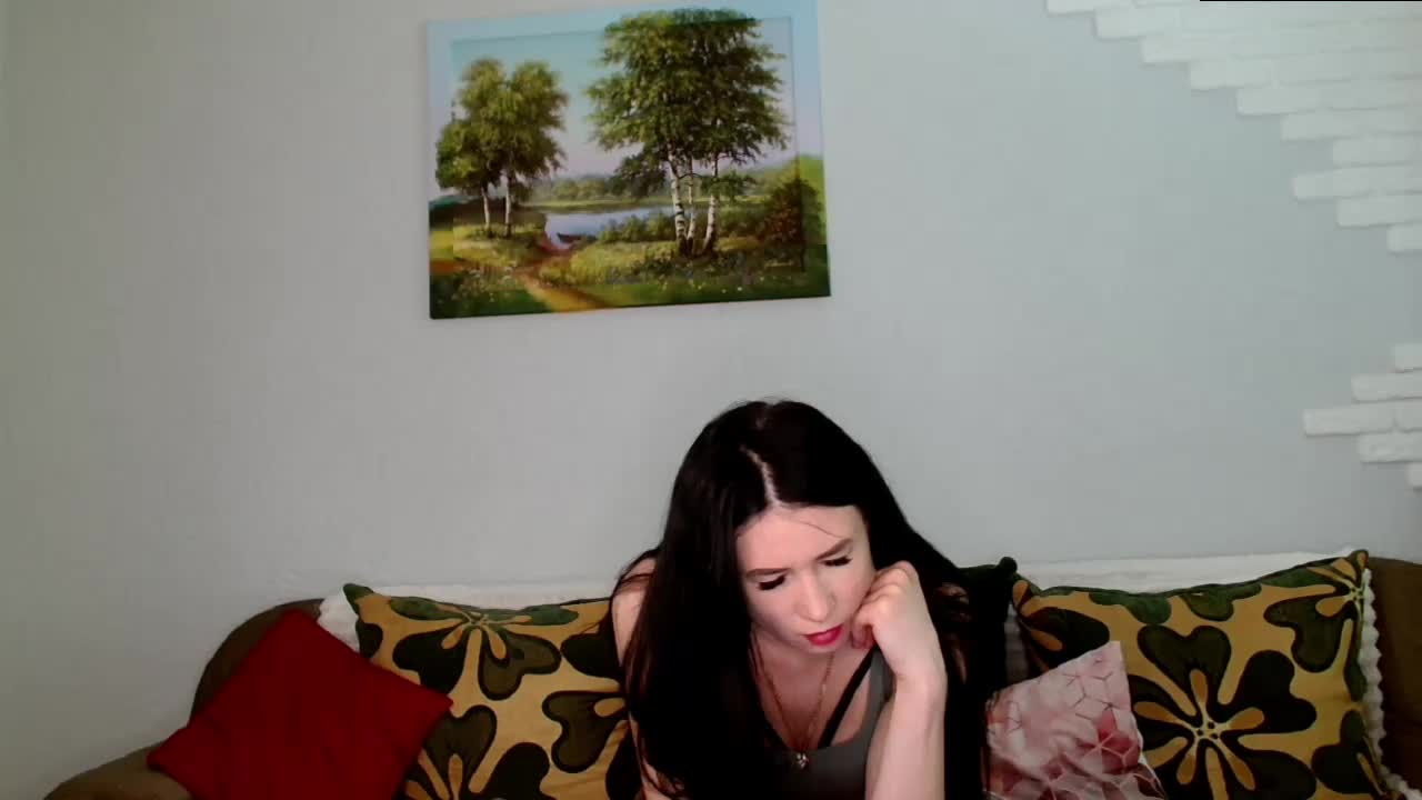 MilfLunna Adult Chat April 20, 2026