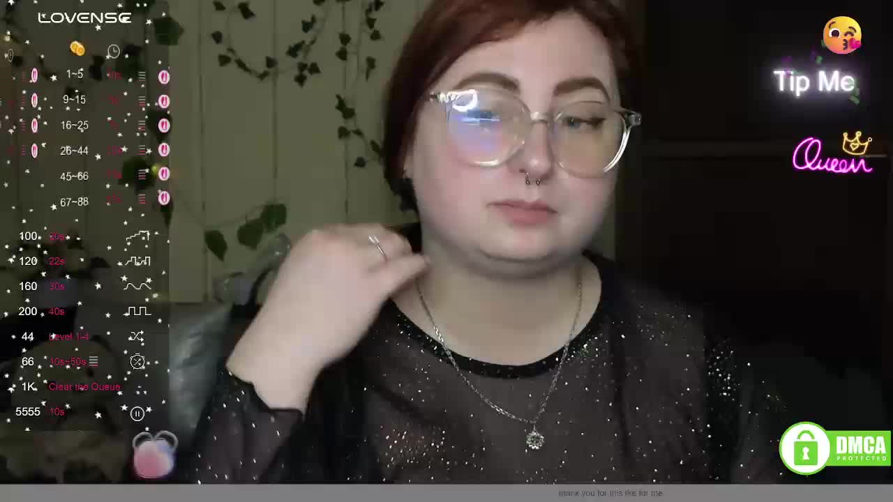 Aliciaredluv Adult Chat April 20, 2026