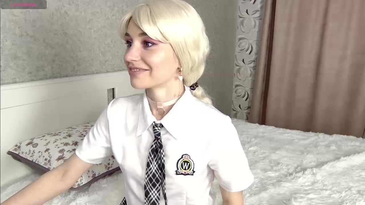 MillaLunaStiy Adult Chat April 20, 2026