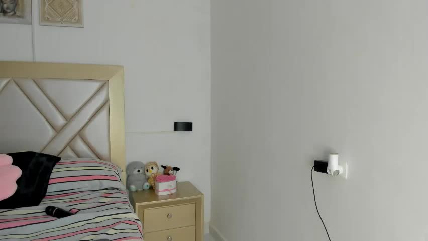 lily_noir_ Adult Chat April 20, 2026