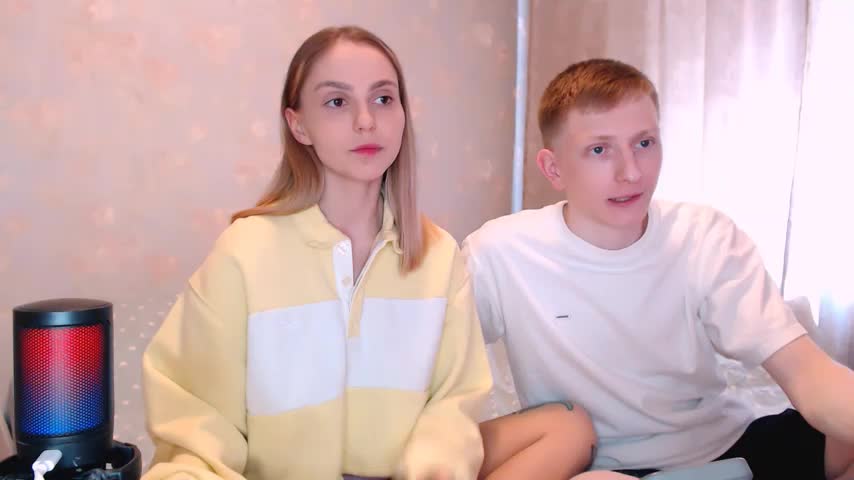 juliaanddima Adult Chat April 20, 2026