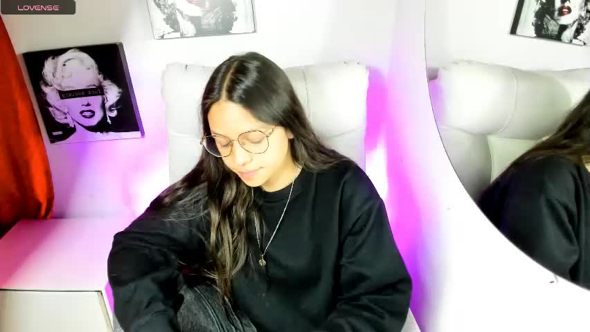 samantharoldan Adult Chat April 20, 2026
