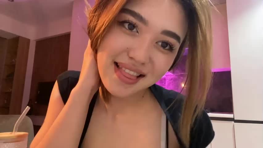 kelsiefeger Adult Chat April 20, 2026