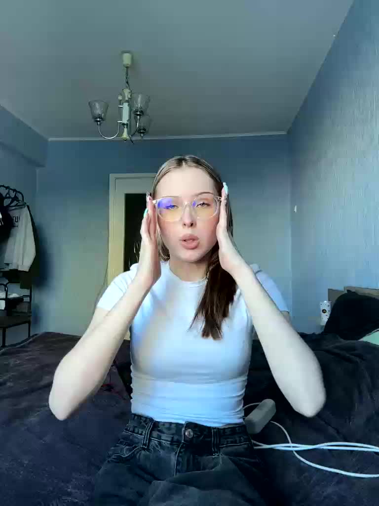 Lovelova Adult Chat April 20, 2026