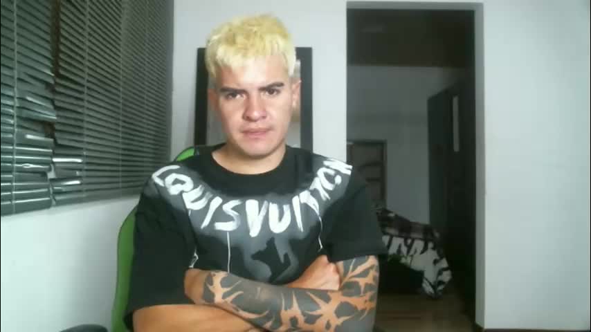 franccesco_699 Adult Chat April 20, 2026