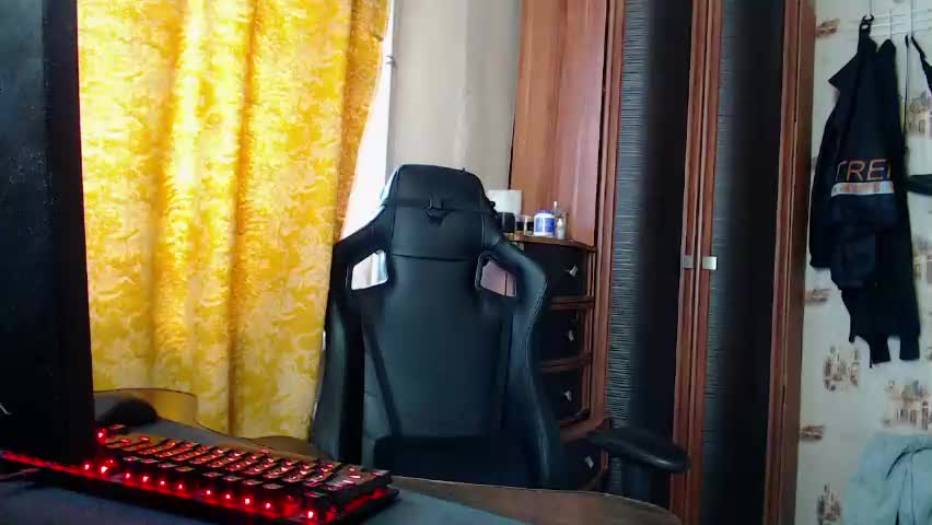 shyredstar Adult Chat April 20, 2026