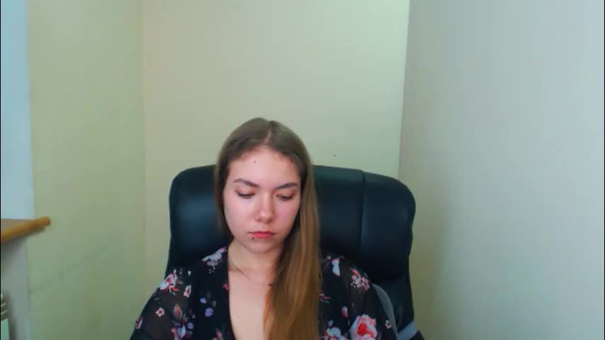 zoey_deuttch Adult Chat April 20, 2026