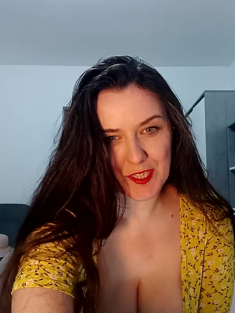 Angela100 Adult Chat April 20, 2026