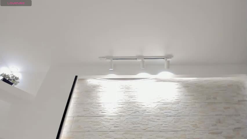 olivia_kollins Adult Chat April 20, 2026