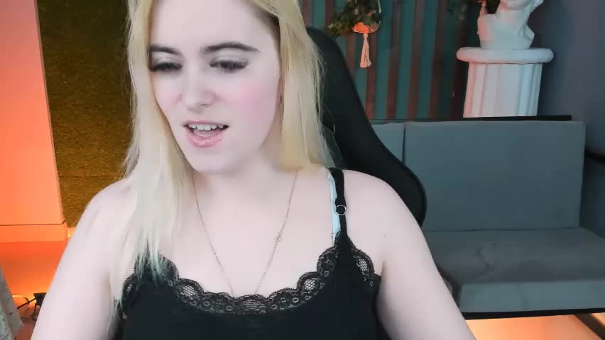 stef_nicks Adult Chat April 21, 2026