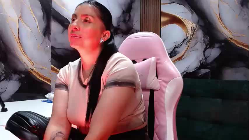 hellen_mark Adult Chat April 20, 2026