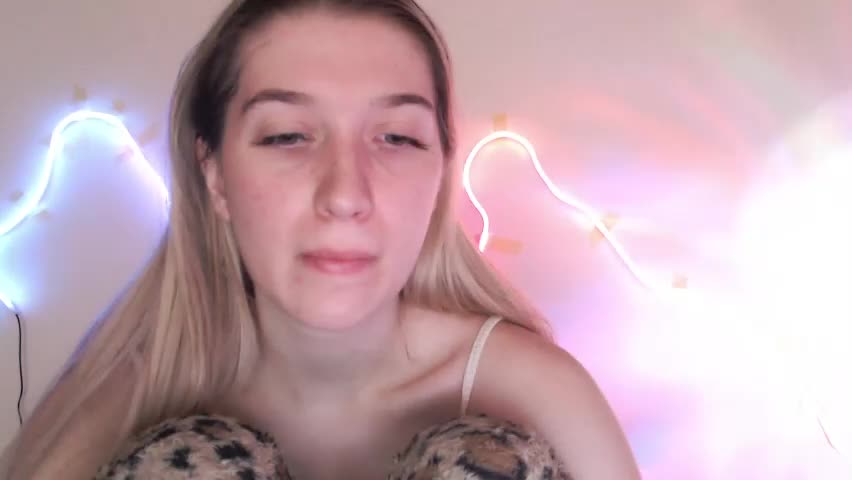 honeyveil Adult Chat April 20, 2026