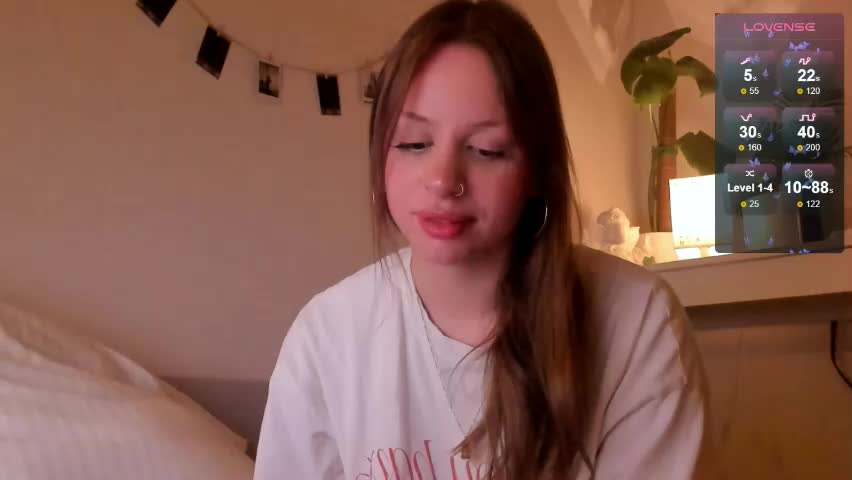 hellokittyyam Adult Chat April 21, 2026