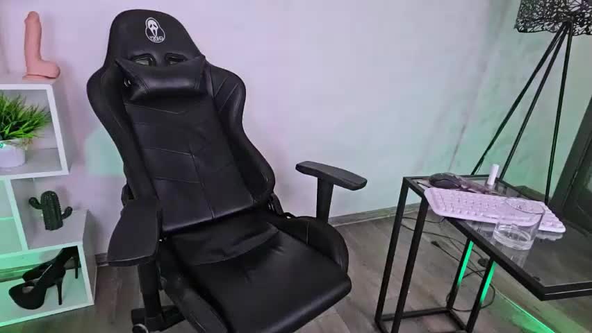 anita__cherry Adult Chat April 21, 2026
