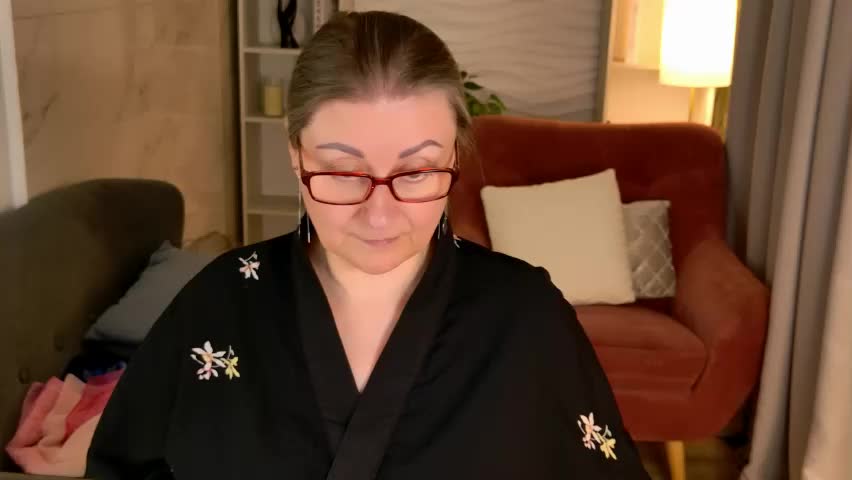 alexandra_kind Adult Chat April 21, 2026