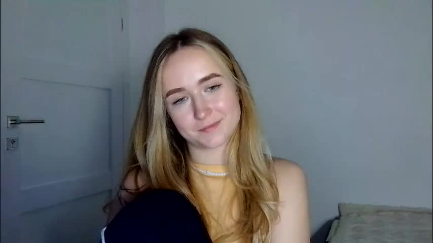 lulu_baby1 Adult Chat April 21, 2026