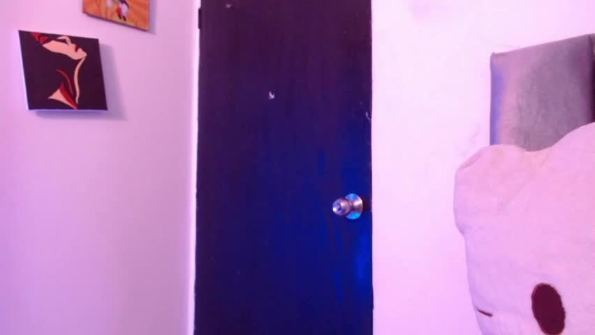 maggie_love77 Adult Chat April 21, 2026