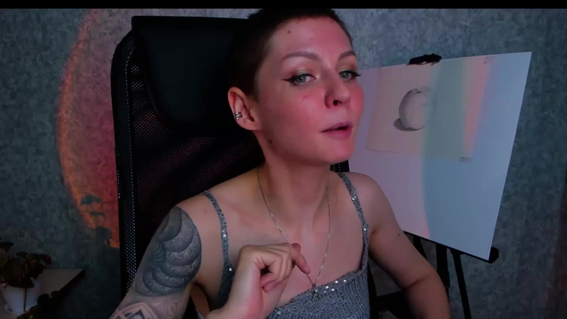 _esha_ Adult Chat April 21, 2026