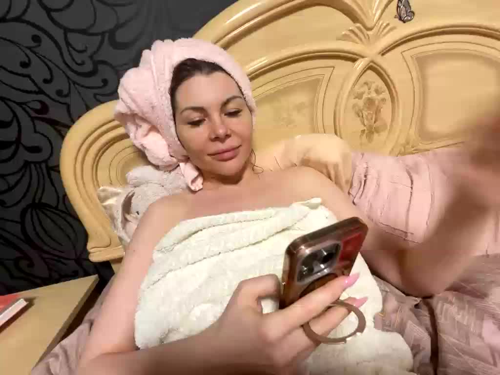 Victoria99999 Adult Chat April 21, 2026