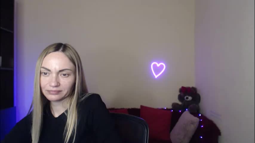 mikkey_mouse8 Adult Chat April 21, 2026