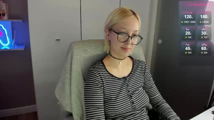 starelli Adult Chat April 21, 2026