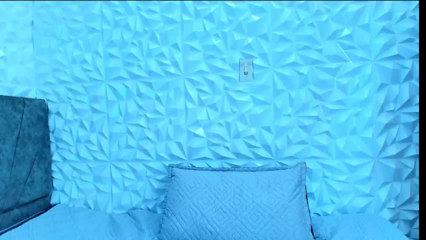 sophie_willow Adult Chat April 21, 2026